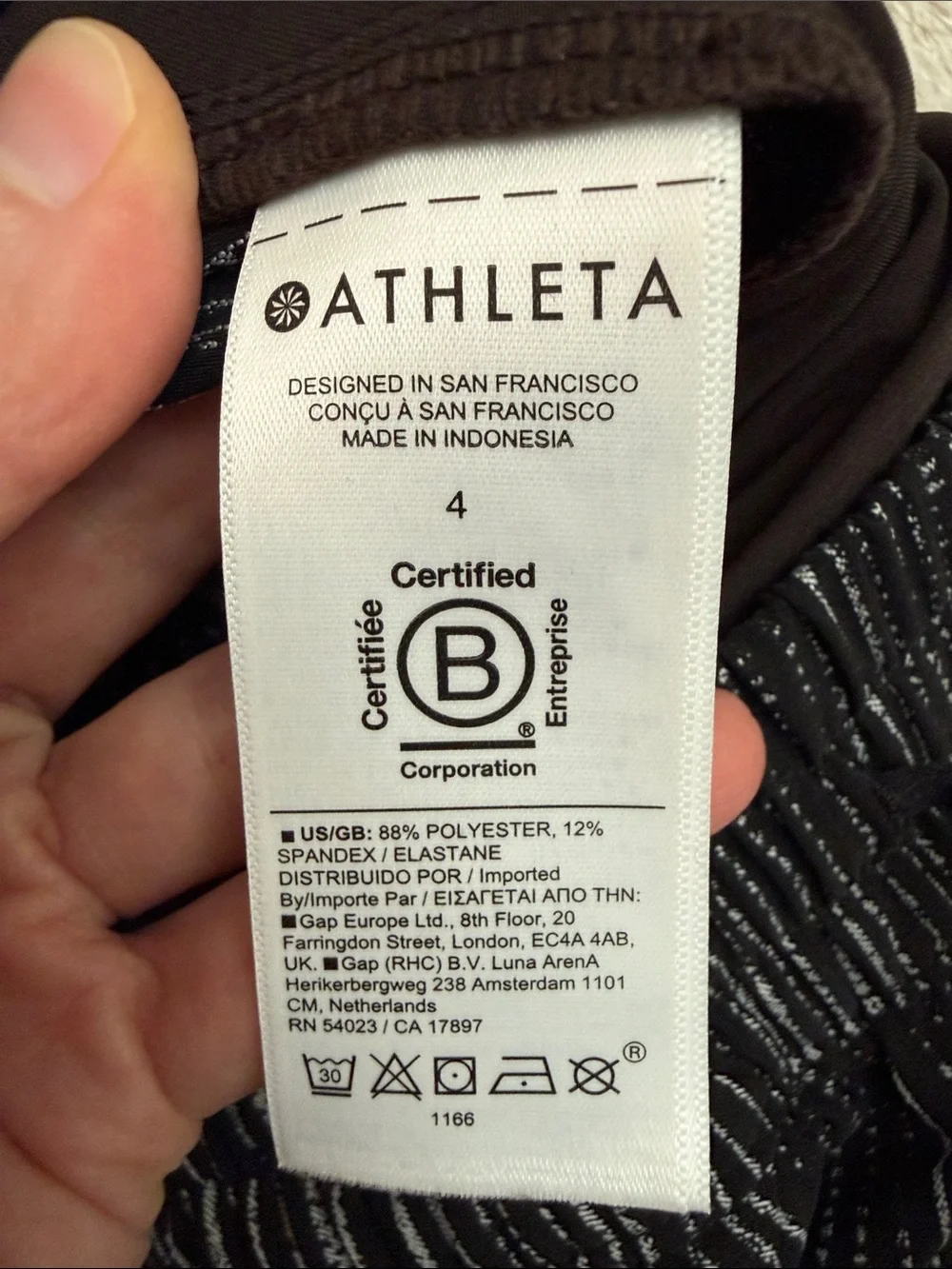 Athleta Arrival midi Skirt in Amara Stripe Black size 4